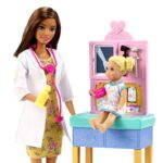 Barbie Pediatrician Doll with Brunette Hair - Image 3