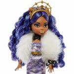 Monster High Howliday Winter Edition: Clawdeen Wolf Doll - Image 2